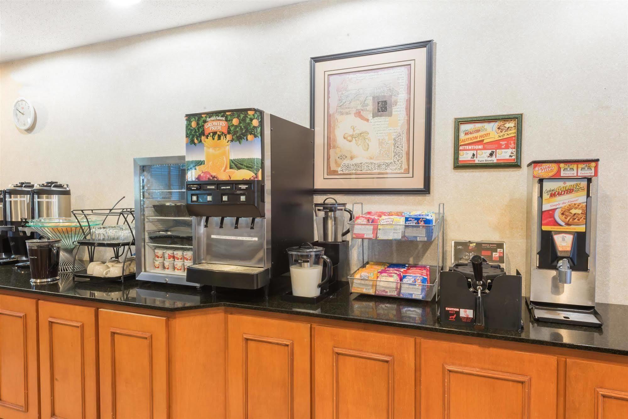 Wingate By Wyndham Indianapolis Airport Plainfield Ξενοδοχείο Εξωτερικό φωτογραφία